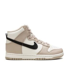 Nike Dunk High sneakers